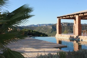 Villa La Coveta 1087clf 699,950 E