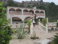 Villa Elegante 1147clf 585,000 Euros